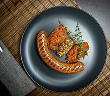 Колбаска копченая с горчицей