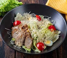 Цезарь с курицей