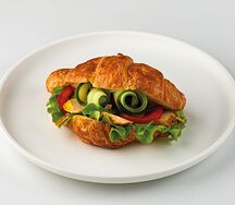 Круассан с курицей