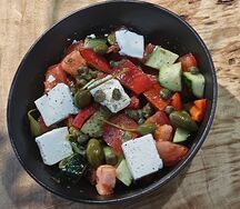 Греческий с каперсами