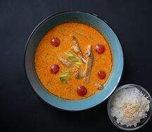 Том ям с курицей