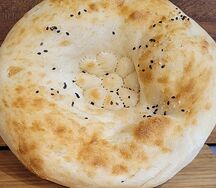 Лепёшки узбекски с кунжутом