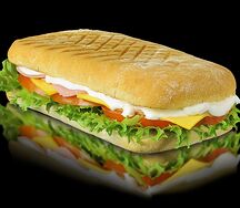 Чиабатта с ветчиной и сыром