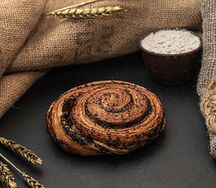 Улитка слоёная с маком