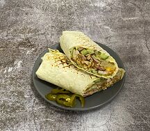 Шаурма с ананасами и халапеньо