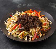 Салат из ростков сои со свиными нитями