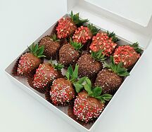 Клубника в шоколаде №120а