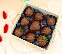 Клубника в бельгийском шоколаде Callebaut №165