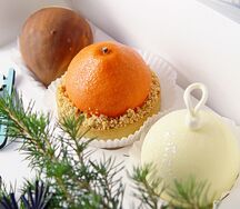 Новогодний набор 3 пирожных Орех, тарталетка Мандаринка и Шарик