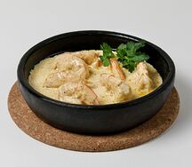 Креветки в сливочно чесночном соусе