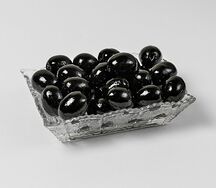 Маслины и оливки