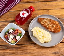 Комбо с Шницелем из курицы (с клюквенным морсом)