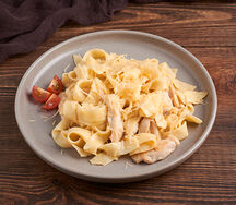 Феттучини с курицей