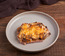 Свинина, запеченная с грибами