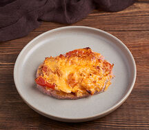 Свинина с томатами и сыром