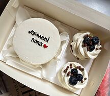 Набор бенто лучшему папе и капкейки