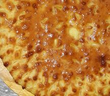 Осетинский пирог с листьями свеклы, сыром и зеленью