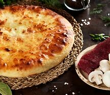 Осетинский пирог с грибами и сыром