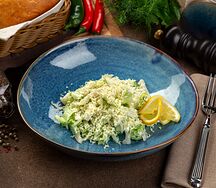 Салат кальмаровый