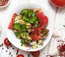 Салат из свежих овощей по грузински