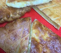 Пирог осетинский с картофелем и сыром