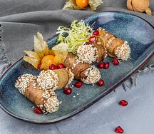 Рулетики из баклажанов