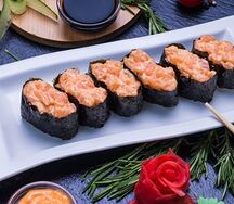 Спайси суши креветка