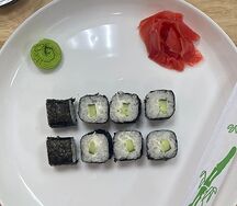 Ролл с огурцом