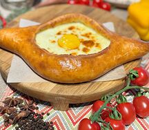 Хачапури по-аджарски