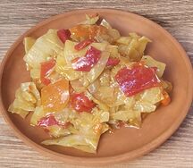 Капуста тушеная