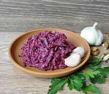 Свекольный с майонезом и чесноком