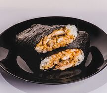 Сэндвич Нори с курицей и кимчи