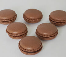 Десерт Macaron Шоколадный