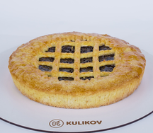 Пирог с черносливом