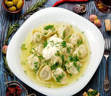 Пельмени с бульоном