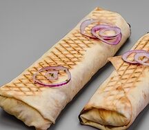 Жареный лаваш с курицейк