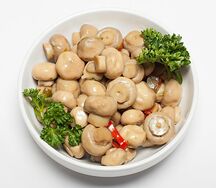 Маринованные шампиньоны