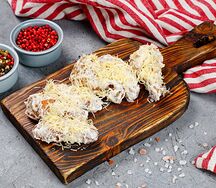 Куриные крылья в соусе Сырный Джо