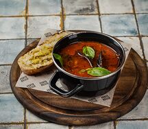 Пикантный суп из морепродуктов
