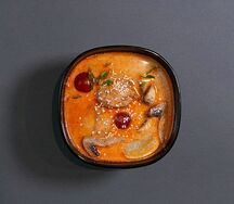 Том Кха