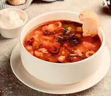 Солянка сборная мясная