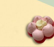 Макарон Клубнично-кокосовое мороженое