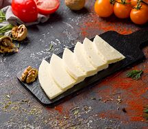 Сыр Сулугуни