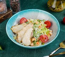 Цезарь с курицей