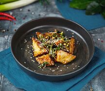 Теплый салат из баклажан