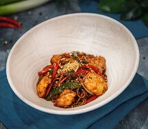 Лапша по-японски с цыпленком