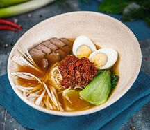 Рамен со свининой