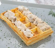 Вафля Жюльен с шампиньонами