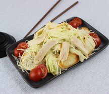 Цезарь с курицей