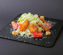 Салат Цезарь с курицей